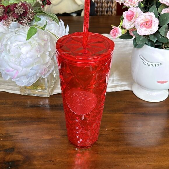 Starbucks Red tumbler lid and straw acrylics NEW - Picture 2 of 5